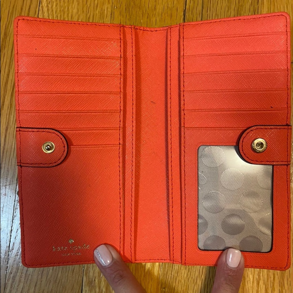 Kate Spade wallet - Picture 3 of 3